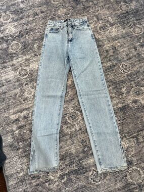 PrettyLittleThing Light Blue Distressed High-Rise Straight Leg Jeans